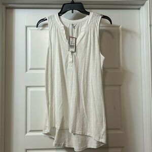 NWT medium white crown and ivy tank